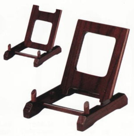 山口陶器店 アウトレット 木製皿たて ＜ 【山口陶器店】縁起置物や