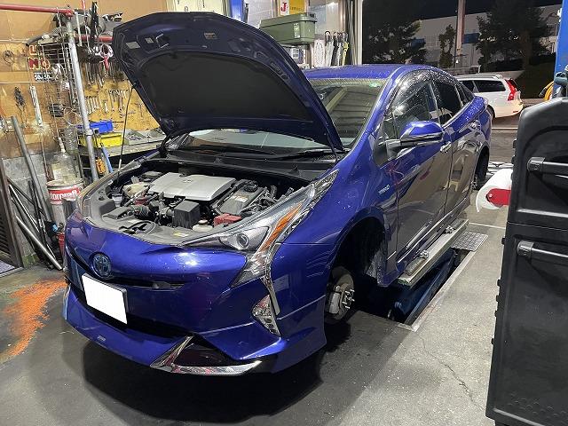 滋賀オートライフハノ トヨタ「50プリウス」(ZVW55)のテイン