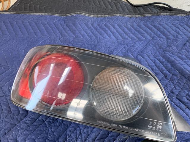 御遠方よりご依頼 S2000純正テールライト 内部クリーニング レンズ研磨