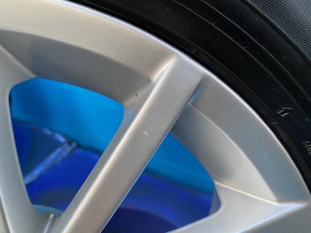 フォルクスワーゲンポロ純正15インチのスタッドレスセット入庫です