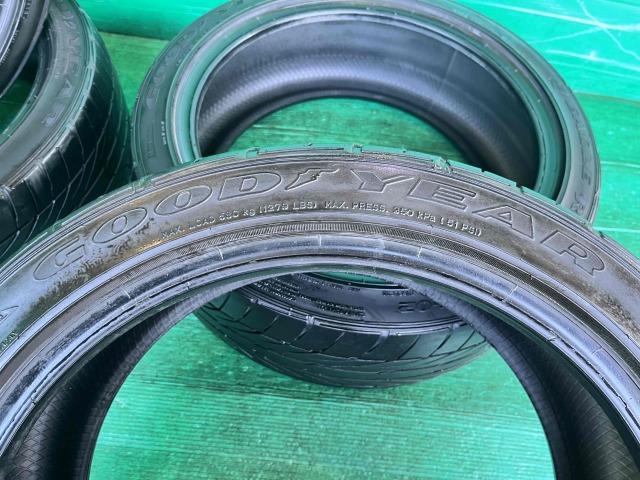 18インチ中古タイヤ4本組入庫です！ グッドイヤーレブスペック 215