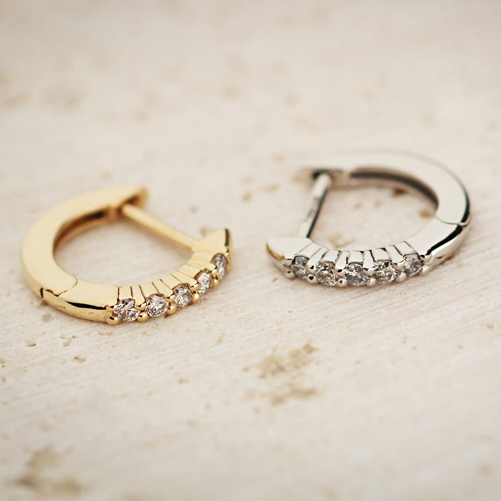 K18ゴールド プラチナ ダイヤモンドフープ 0.05ct│ 小振りで使い