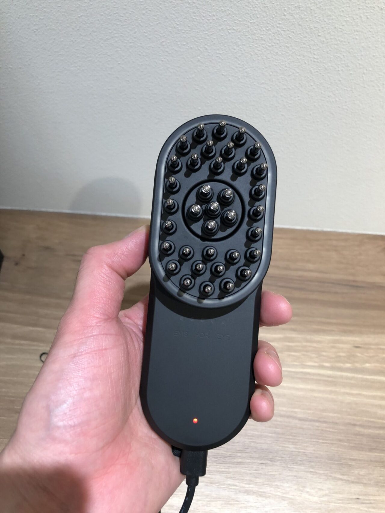 電気バリブラシを超えた⁉︎ – ONCE EMS Care Pro – | pilastrohair