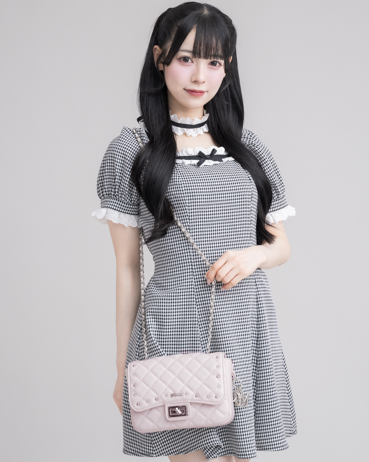 チャーム付きキルティングミニショルダー – pium