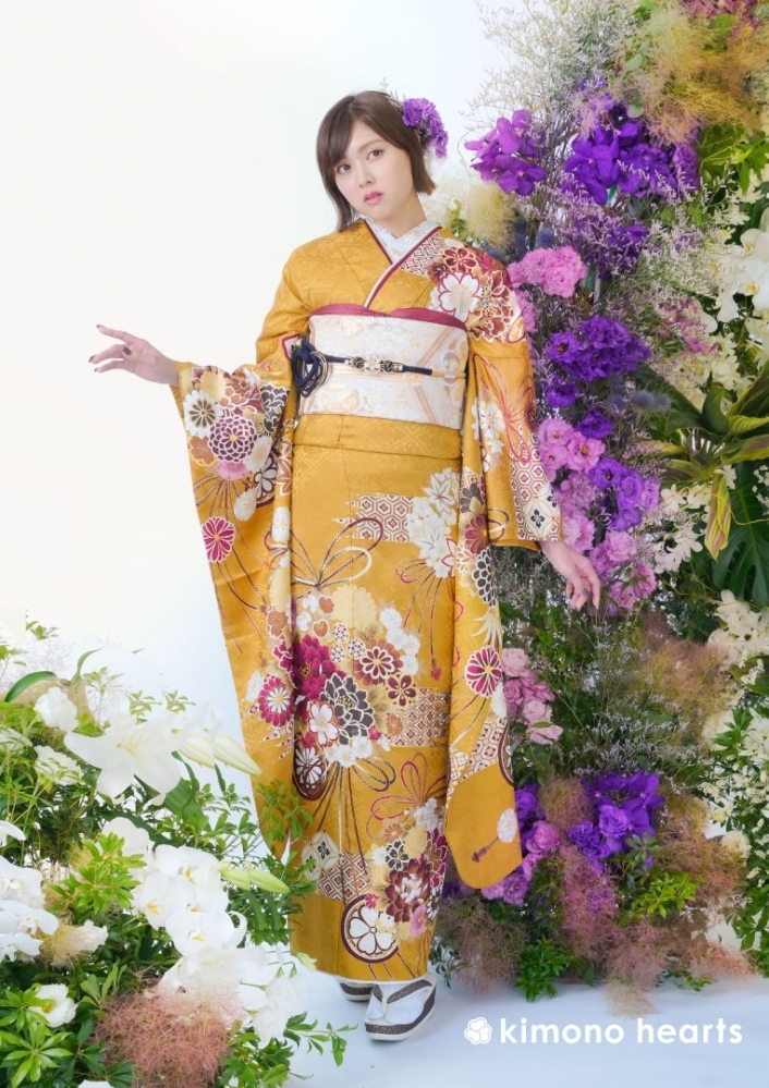 伝統古典】FL-B303｜カラシ色に舞う花とリボン。古典柄振袖｜kimono