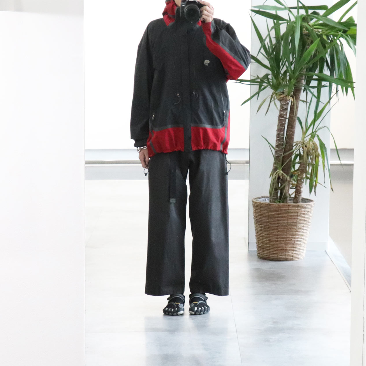 POST JUNK / 00's MOUNTAIN HARDWEAR Conduit Soft Shell Jacket [XL]