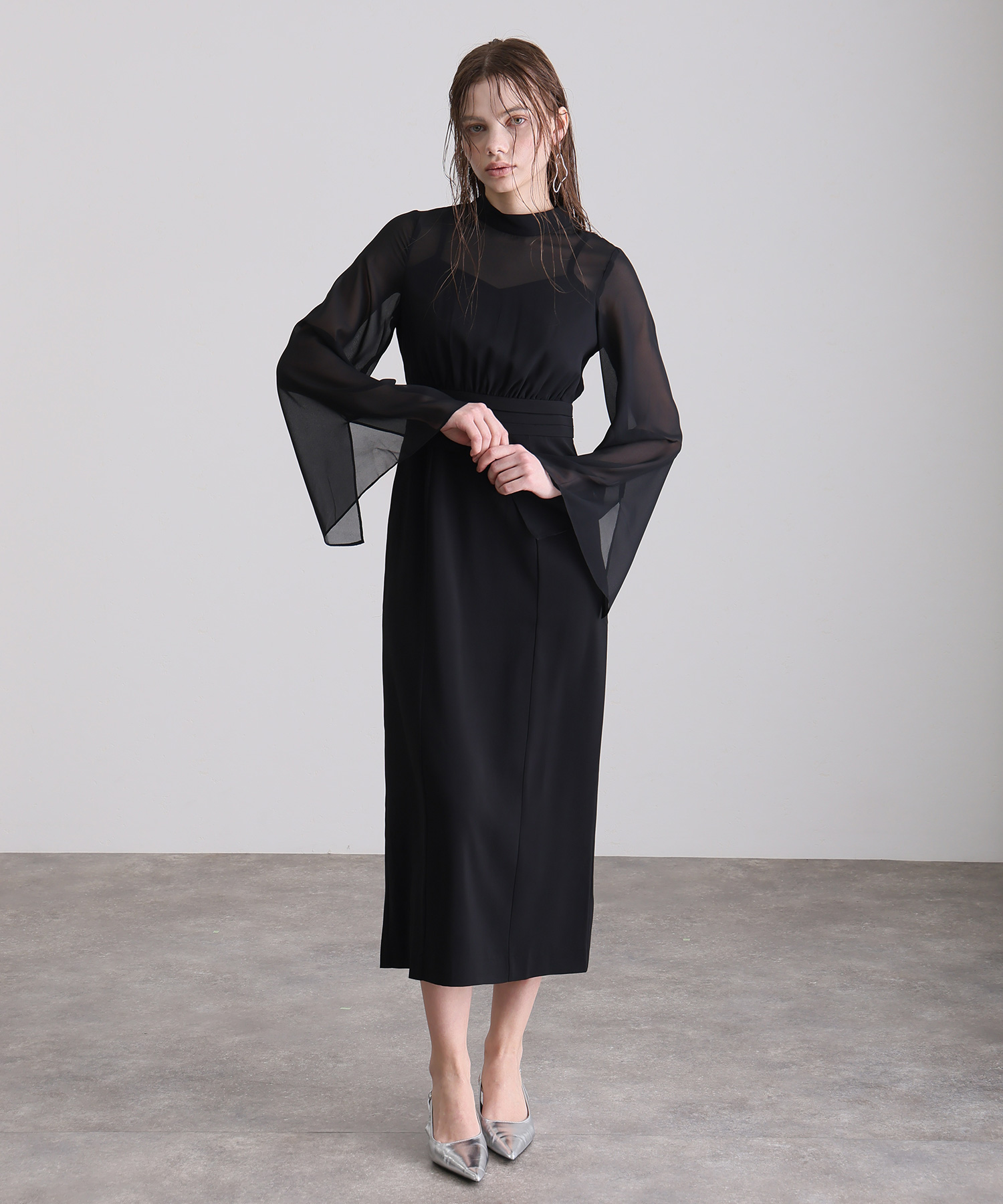 プールヴー atloスリットスリーブジレ付きワンピース Lサイズ スリット