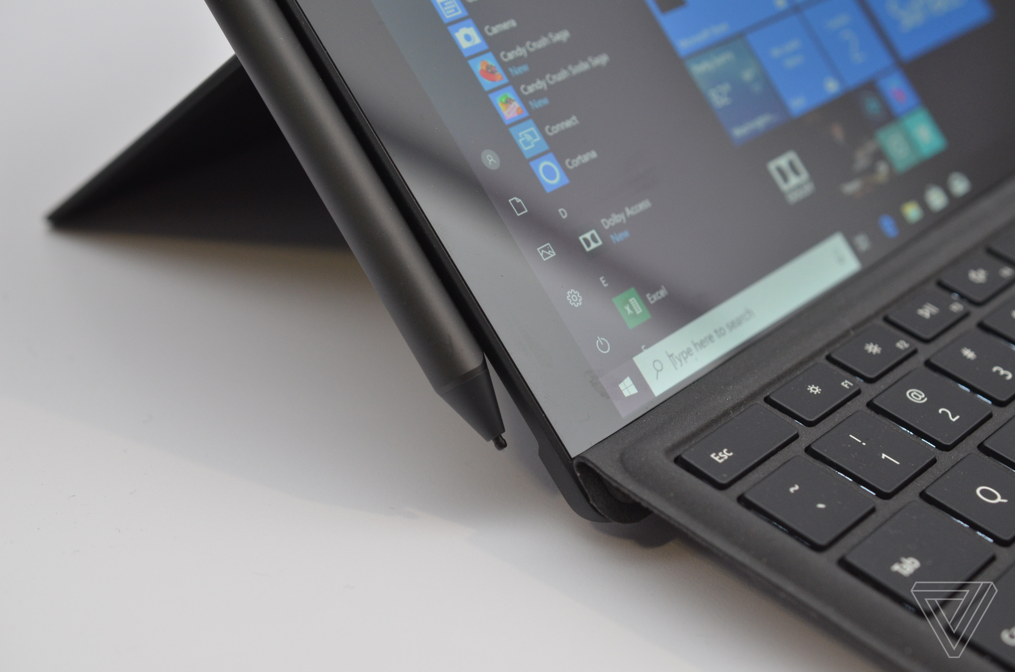 Microsoft Surface Pro 6 in matte black hands-on | The Verge