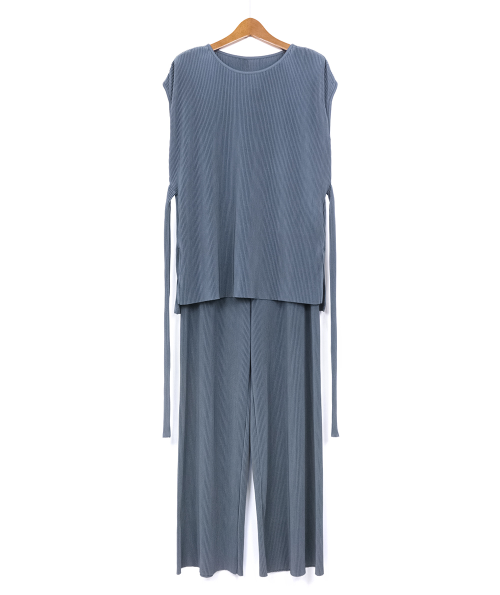 クリスタルプリーツセットアップ(ワンピース) | Alphabet's alphabet