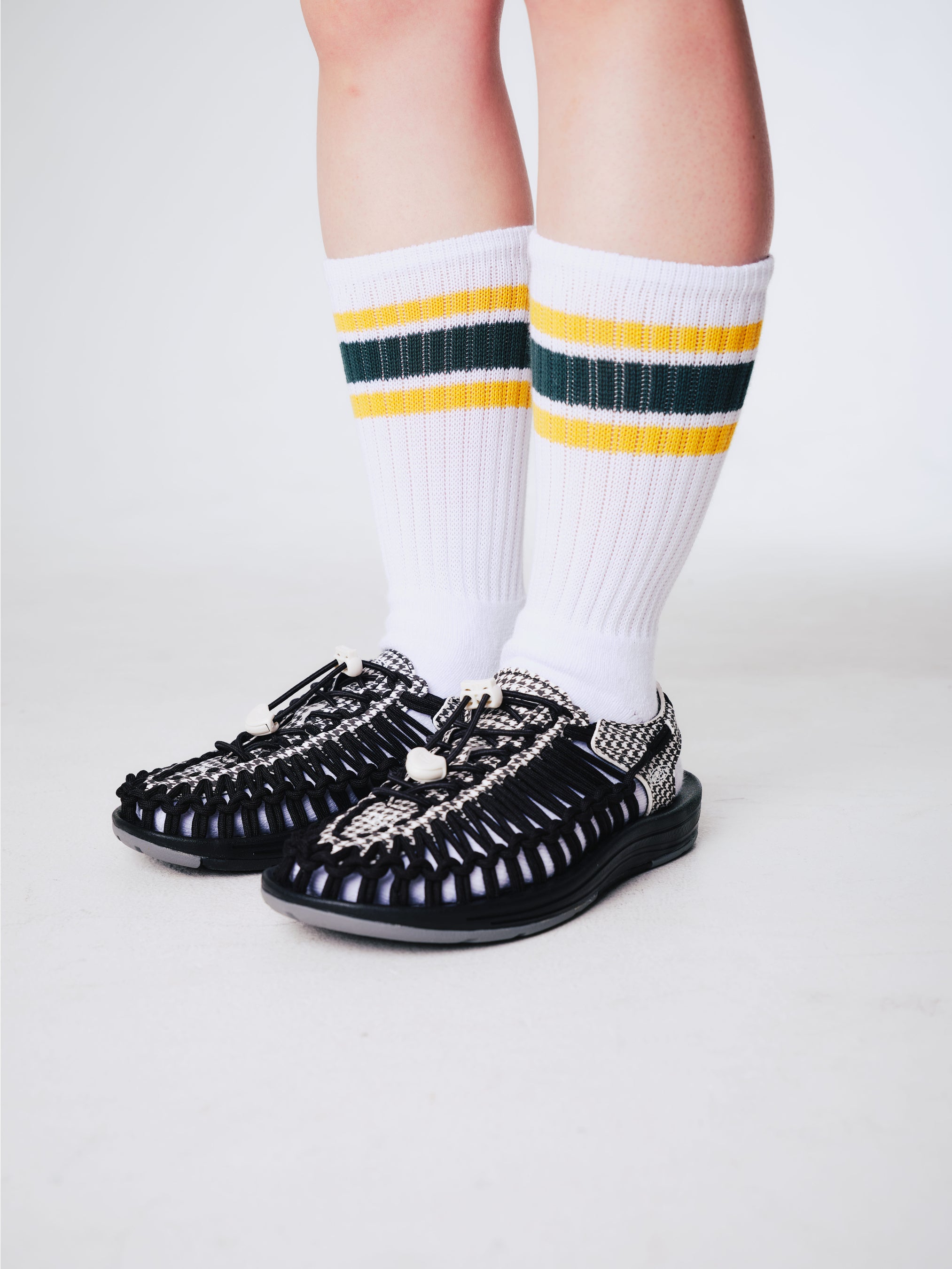 それぞれ個性的なカラーを纏ったKEEN UNEEK コラボレーションモデル