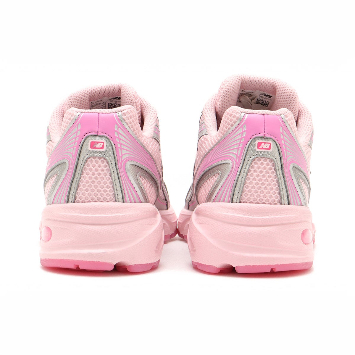 atmos pinkがNew Balance『U740』の別注デザイン”Pink Vacation”を発売