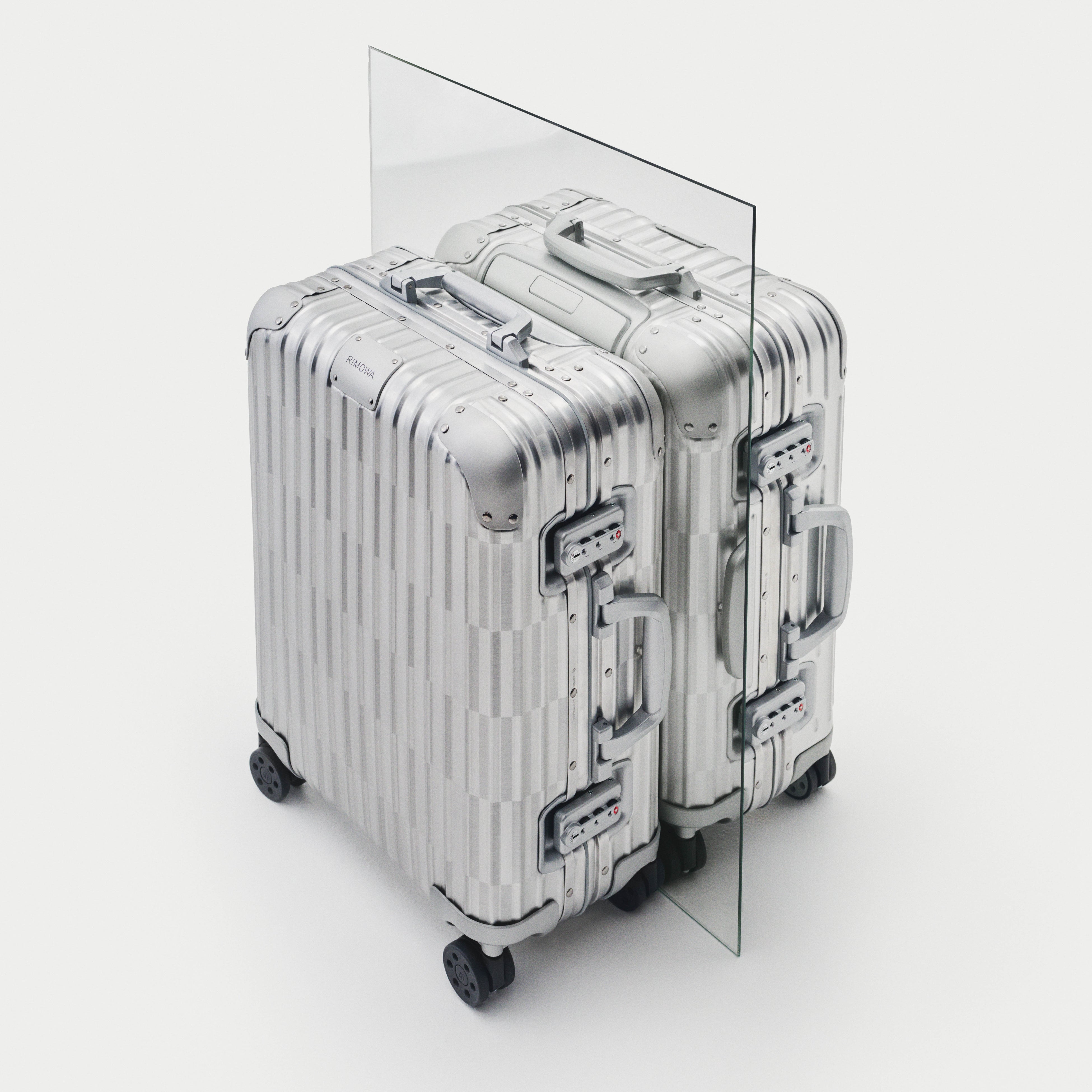 RIMOWAより世界限定2002個のスペシャルアイテムが登場！ | RIMOWA