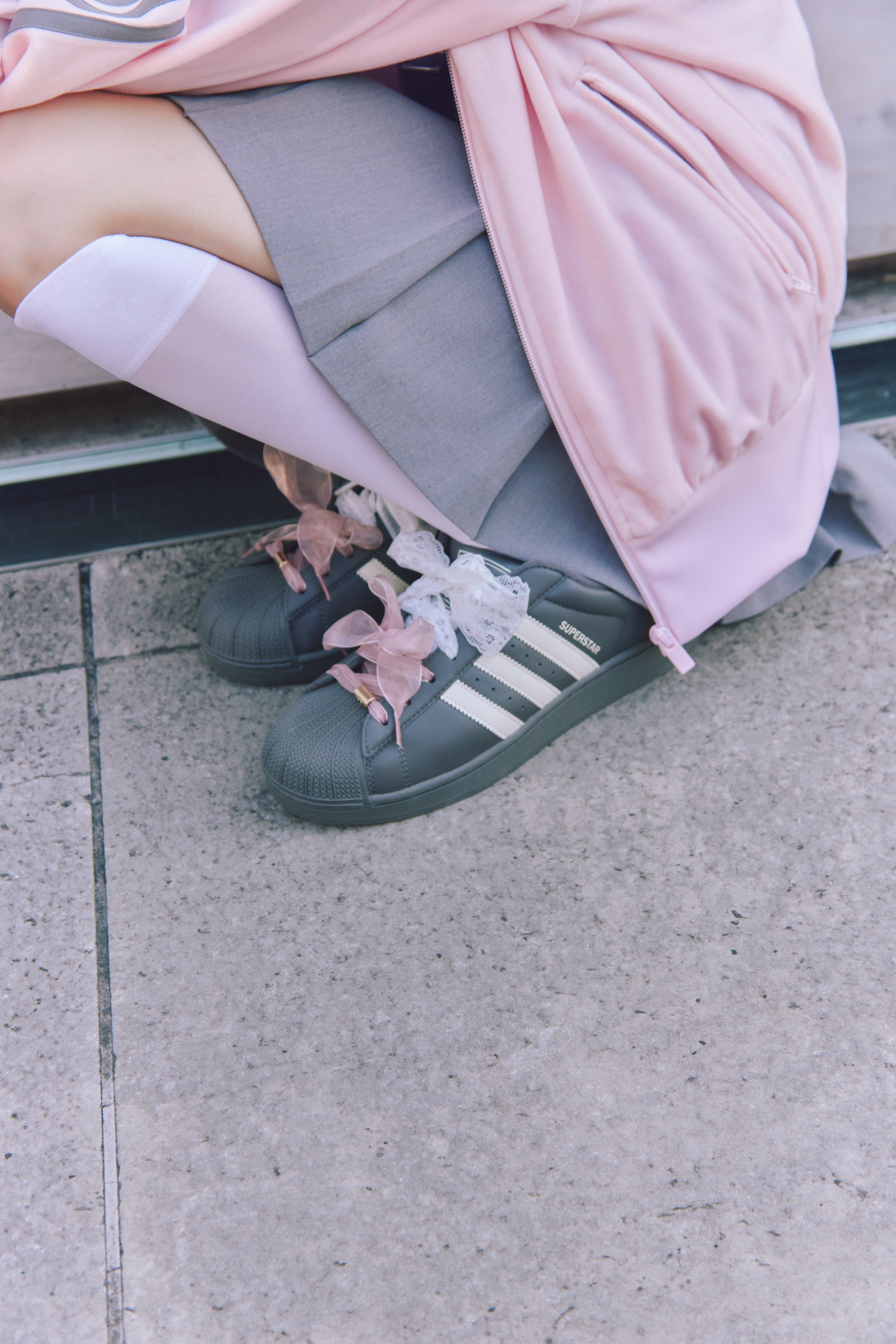 SNIDEL(スナイデル)＞adidas Originalsとのスペシャルコレクションを