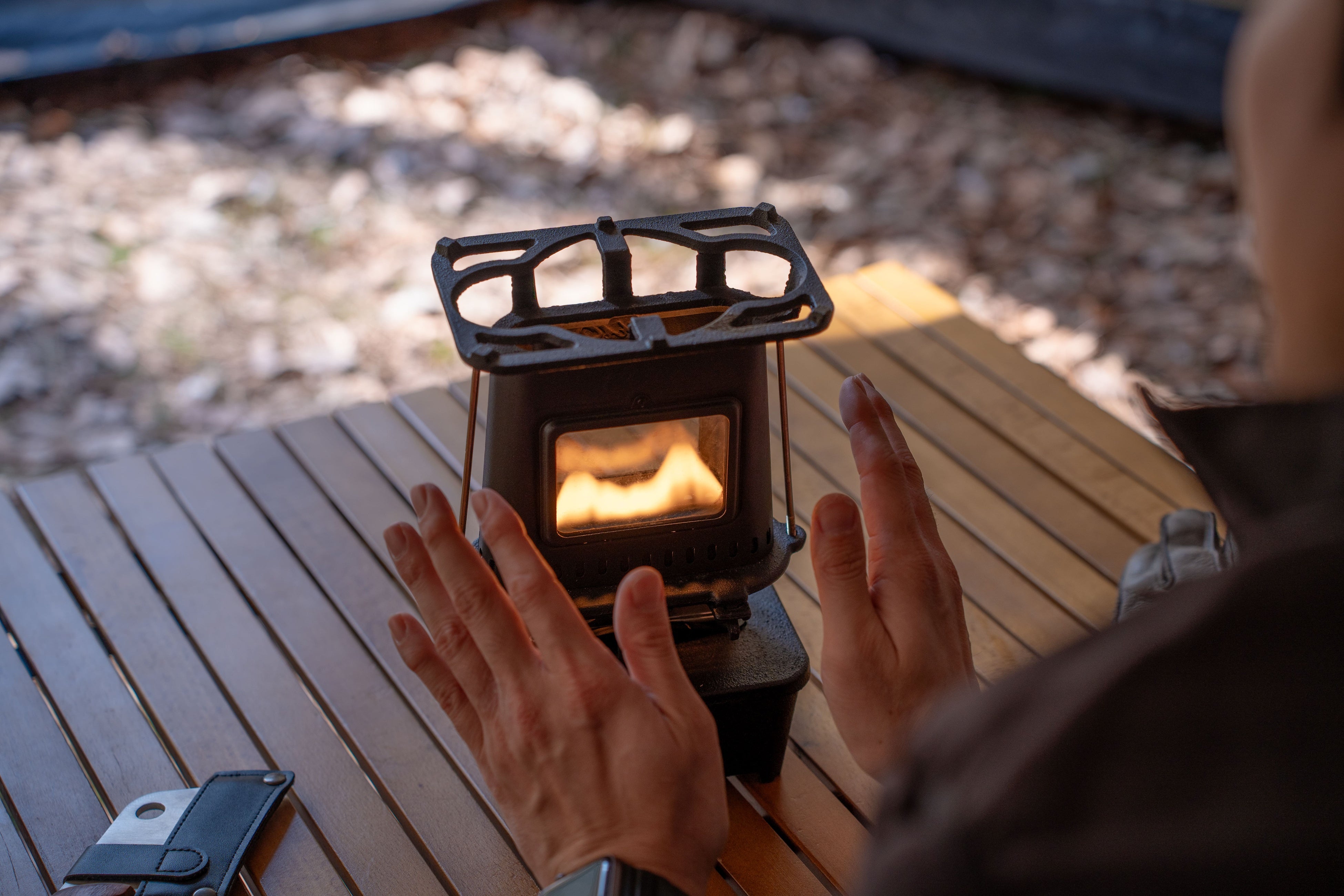 灯・暖・調理」すべてを一台で。WAQ Iron Stove、販売開始！ | WAQ株式