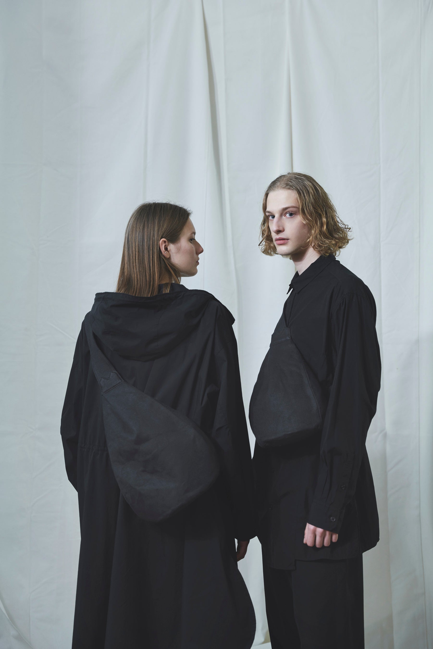 discord Yohji Yamamoto、GINZA SIX限定コレクションとしてリネン帆布