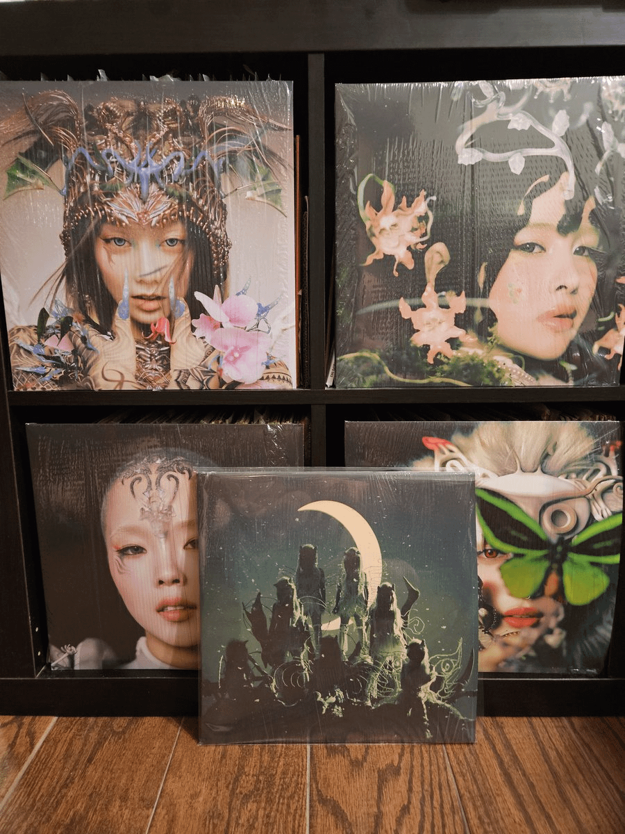 US Shop The First Howl Edition Vinyls : r/XGALX
