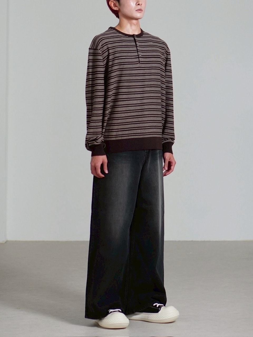 受注制【Chikashitsu +】cropped henry neck border knit