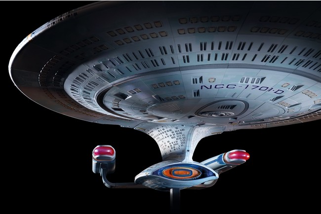 ドラマに登場したスタジオモデルを再現した迫力のダイキャストモデル