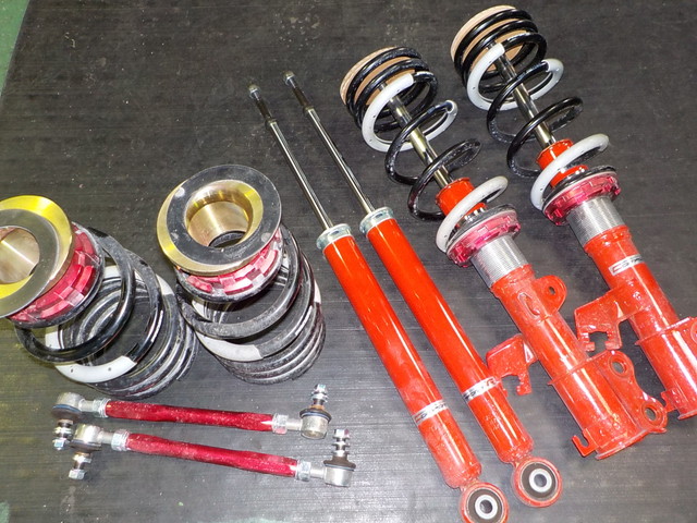 HE12 ノート NISMO S e-POWER タナベ 車高調交換 四輪アライメント