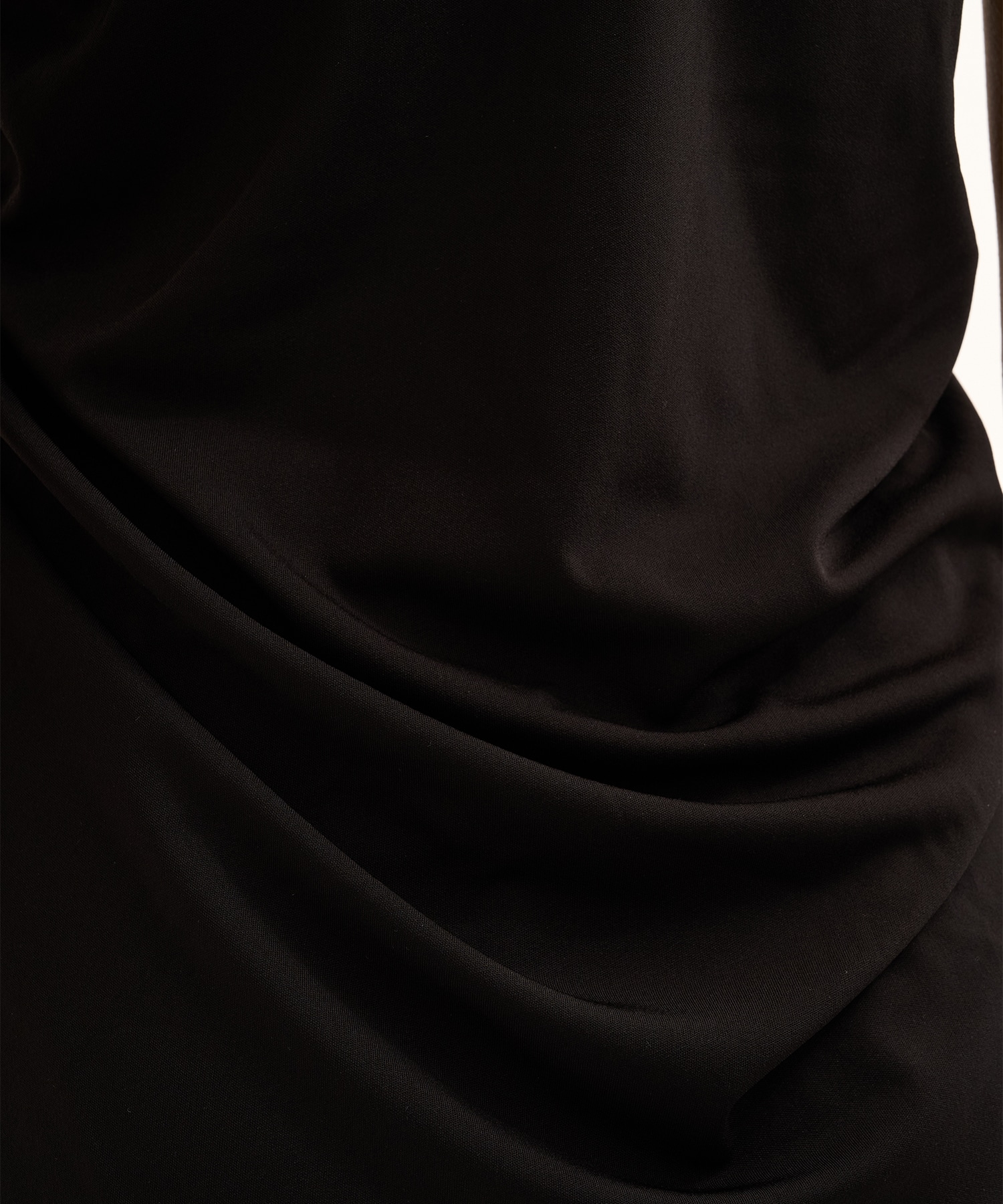 hazyギャザードレープキャミ(1 BLACK): : ウィメンズ｜PUBLIC TOKYO