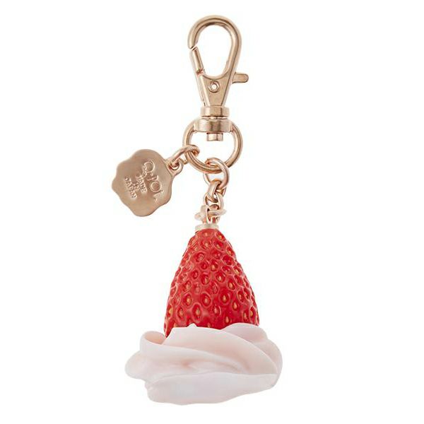 店舗限定商品】フレッシュストロベリー バッグチャーム（ピンク） | Q