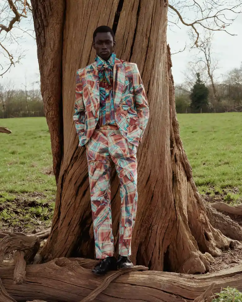 Vivienne Westwood 2024AW COLLECTION │ QUI - Fashion & Culture media