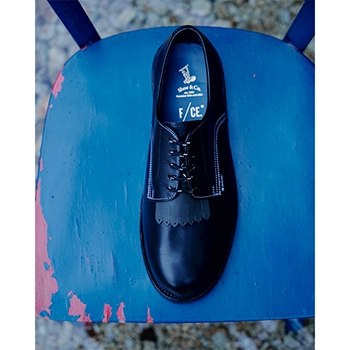 F/CE. × REGAL Shoe & Co.、全天候型レザーシューズ「GORETEX POSTMAN
