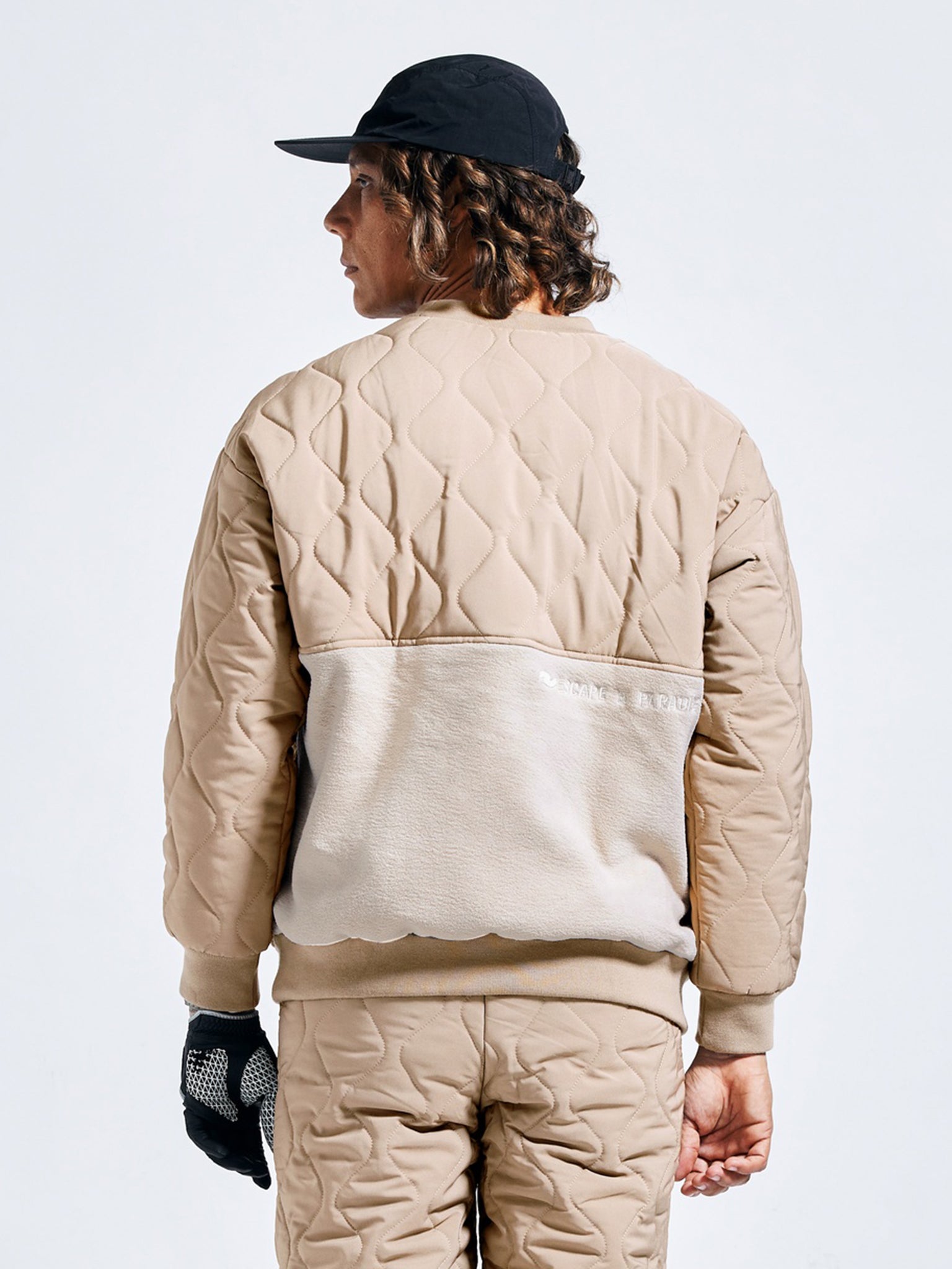 キルティングプルオーバー