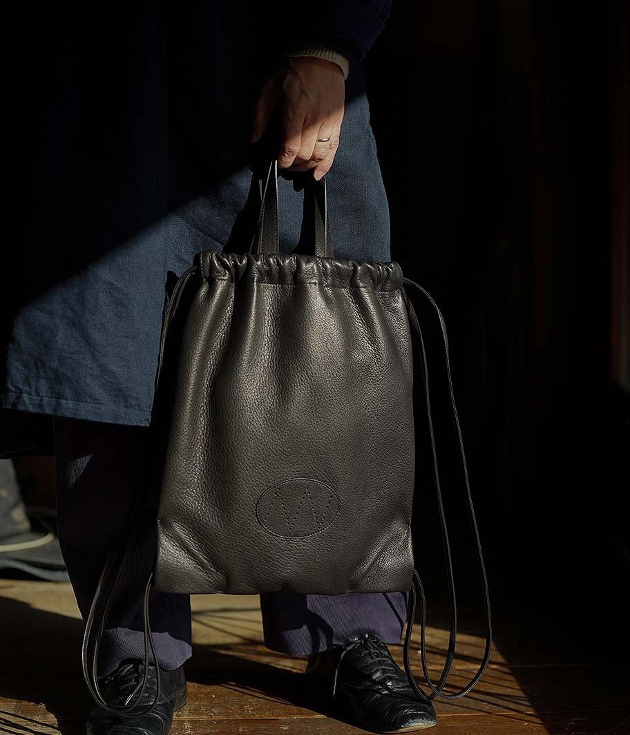 NICENESS ROGER [BLACK] - Fresh Service NECESSARY or UNNECESSARY