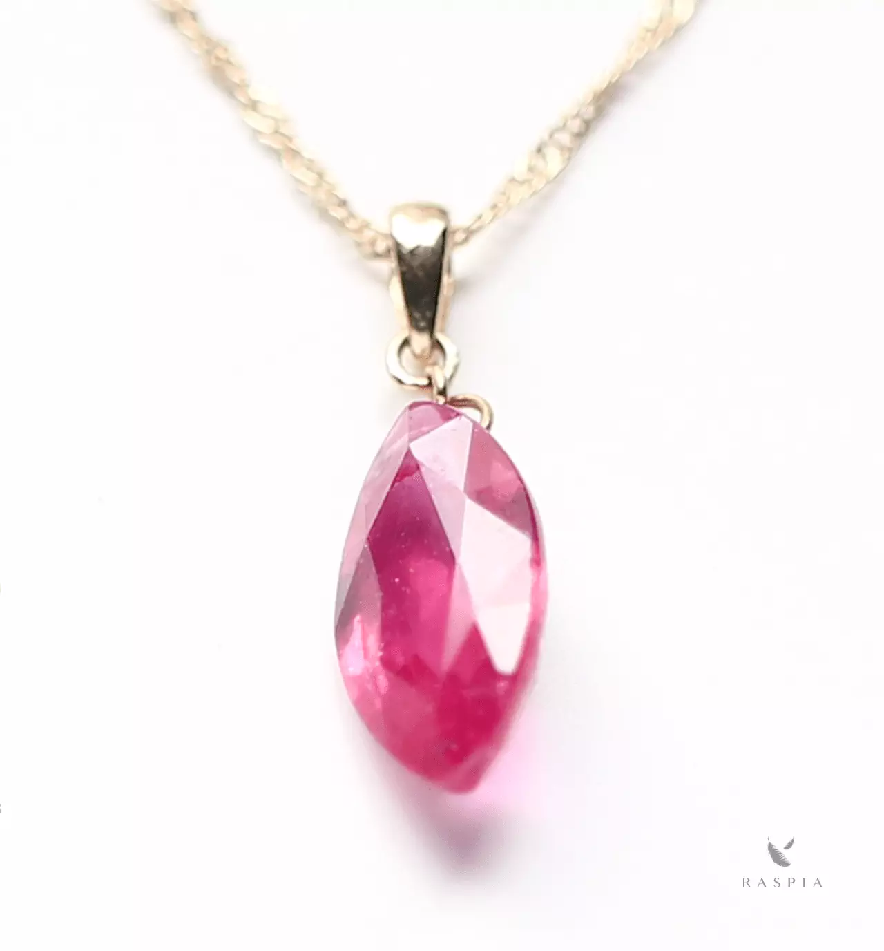 ハリックァ ルビーオーバルチャーム(18金) Classic CHESS（クラシック