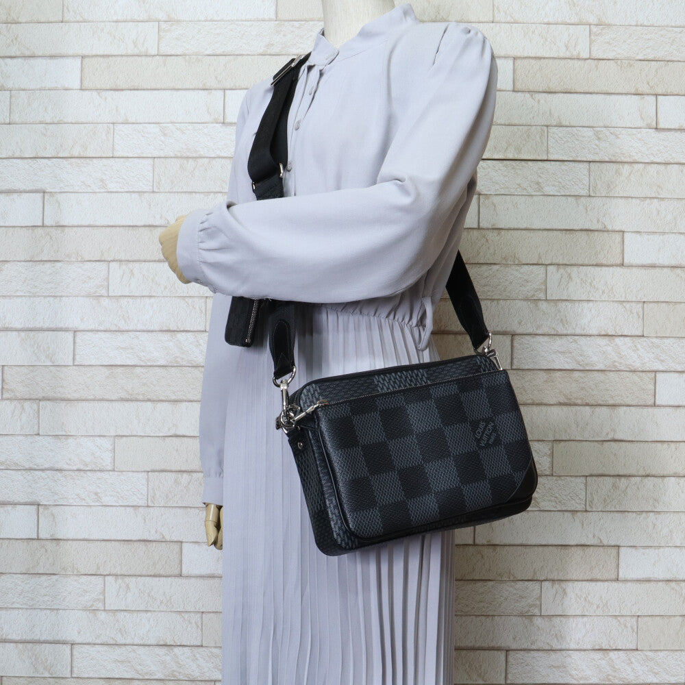 LOUIS VUITTON ルイヴィトン トリオメッセンジャー ダミエグラフィット