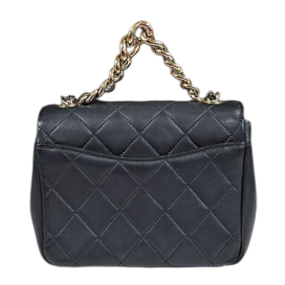 CHANEL シャネル スタッズココマーク マトラッセ ショルダーバッグ