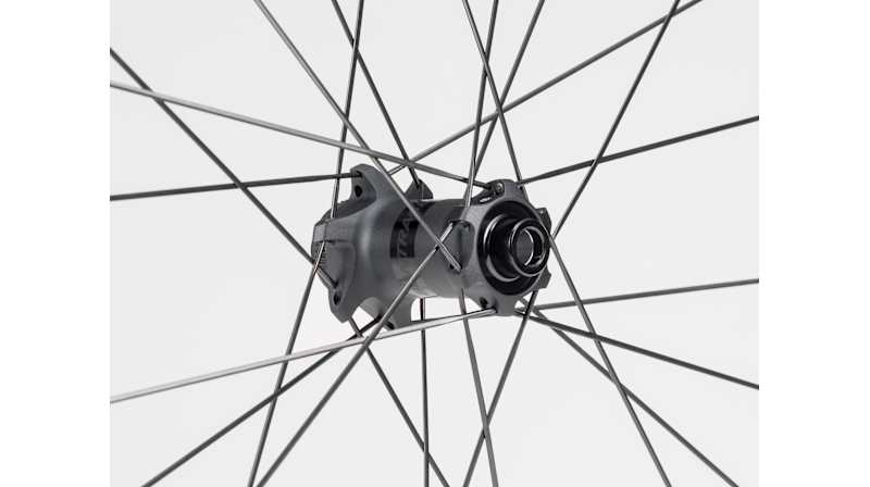 Bontrager Aeolus Pro 3 TLR Disc Road Wheel - Trek Bikes