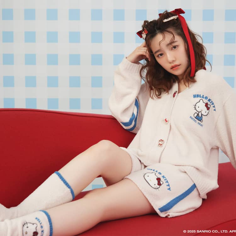 抱きしめたくなる可愛さ♡SNIDEL HOMEが「ハローキティ」とコラボ＜全