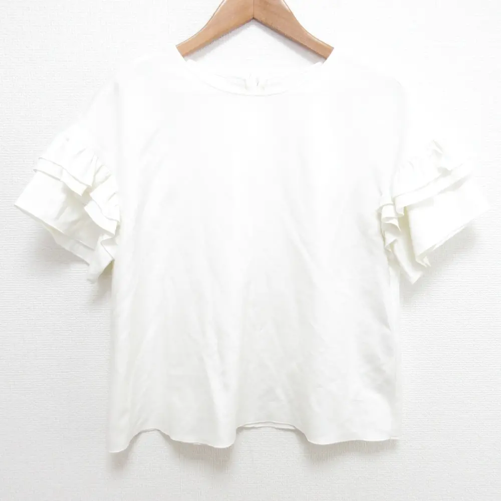 フォクシー（FOXEY）シャツ・ブラウスの高価買取ならリブラ宅配買取が