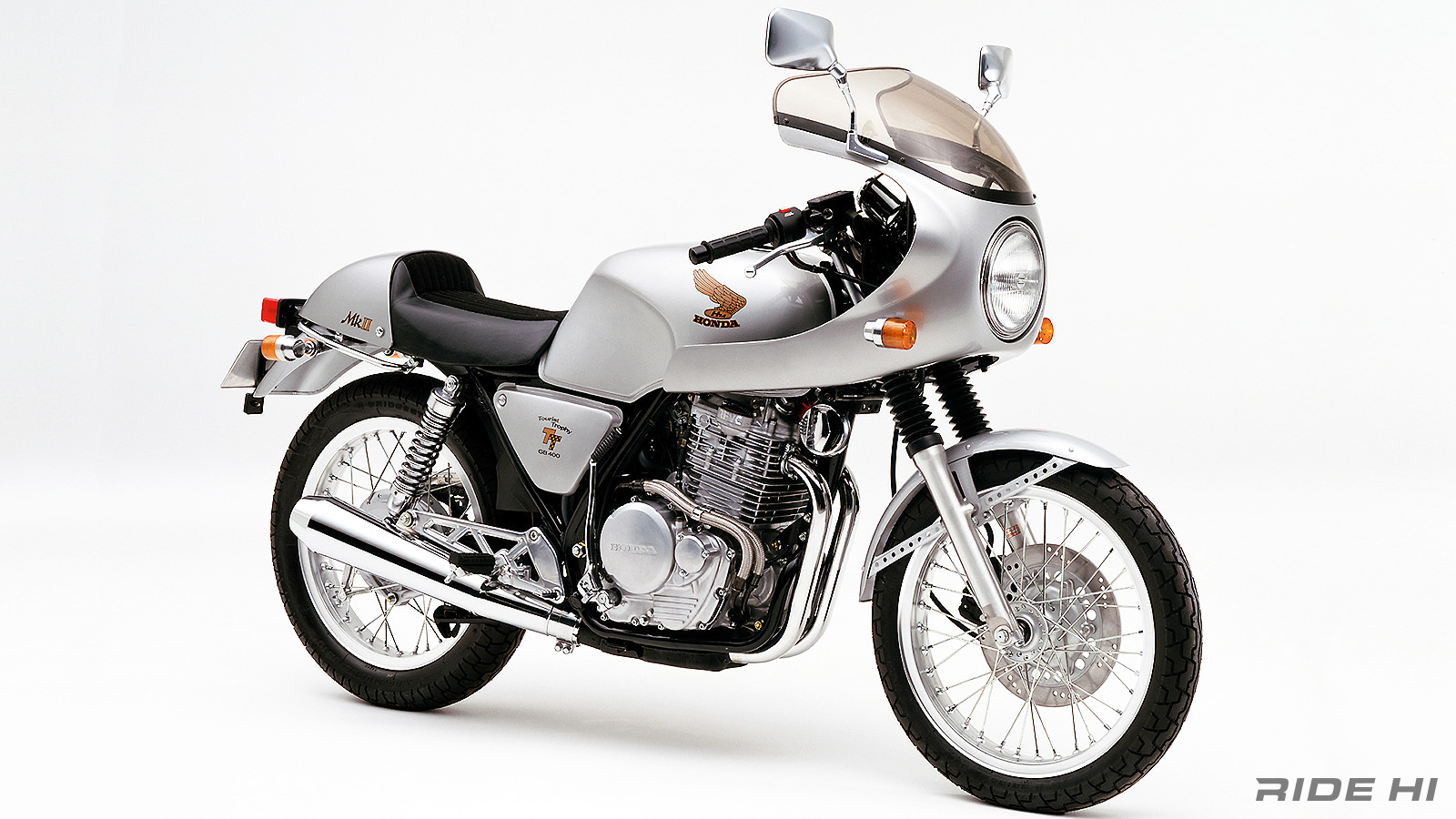 ホンダのロケットカウルは不滅！【このバイクに注目】 | このバイクに