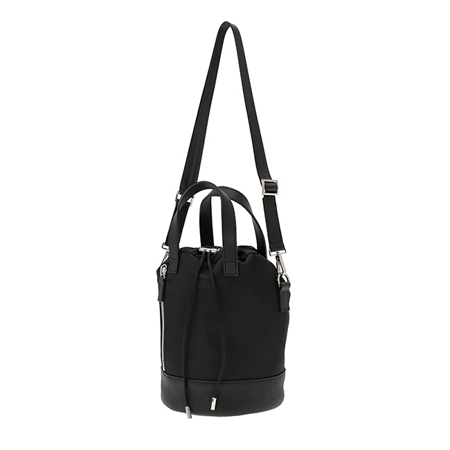 Manhattan Portage BLACK LABEL」と「CINOH（チノ）」のコラボバッグ2
