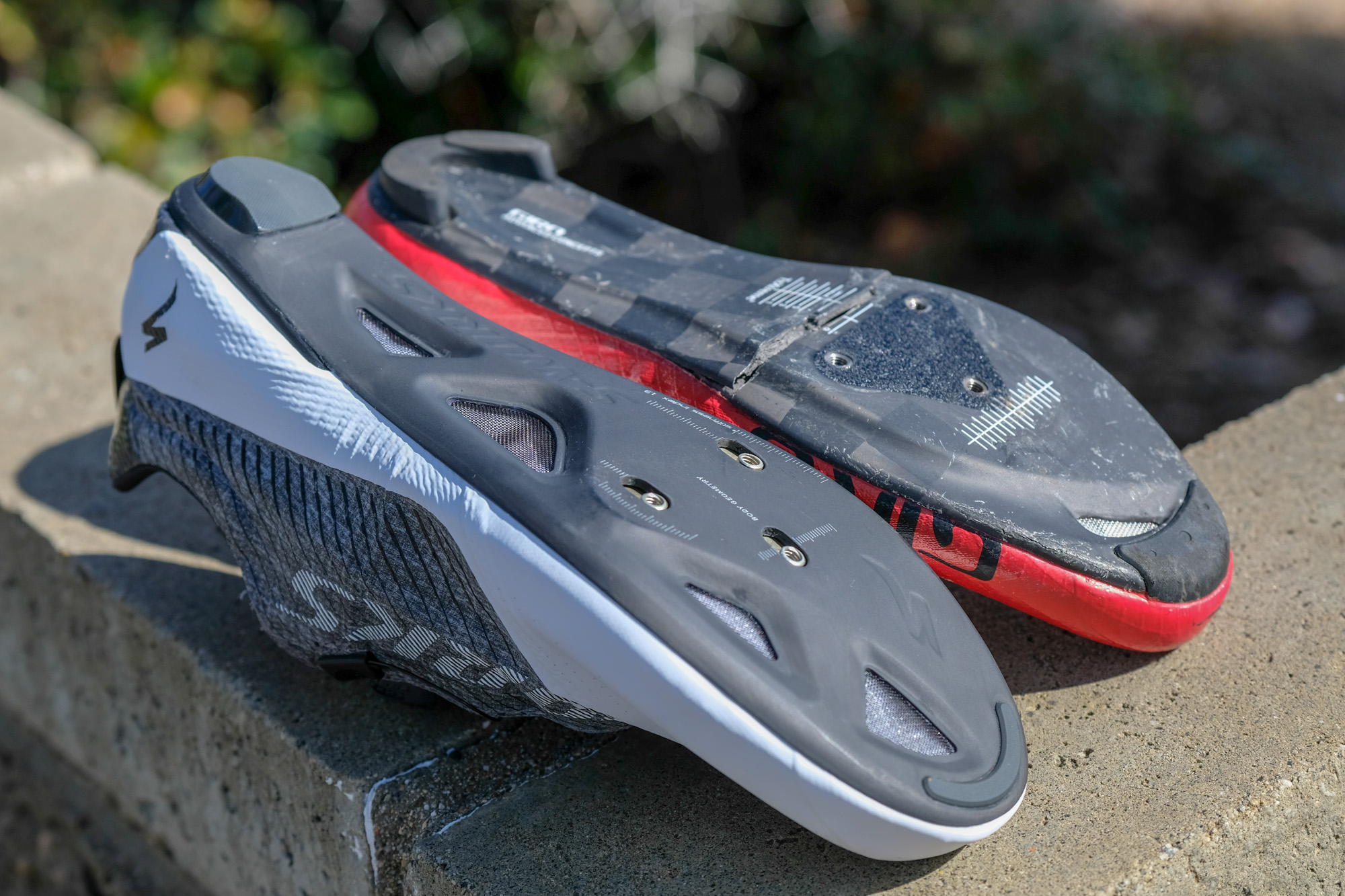 エスワークス エグゾス EXOS 42.5 First Look: Specialized's S-Works