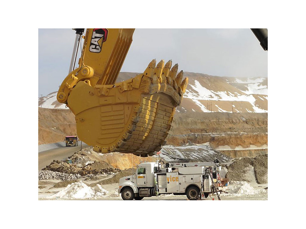 6060 採掘用油圧ショベル | Cat | Caterpillar