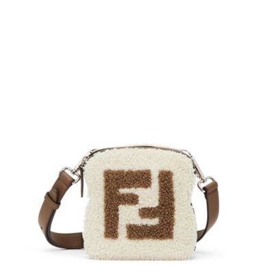 トースト型バッグ ファー ホワイト | Fendi
