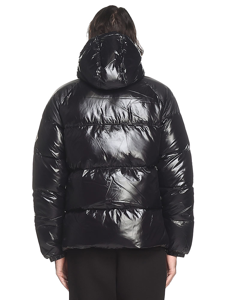 PYRENEX (ピレネックス) 光沢ナイロン フルジップ ダウンジャケット