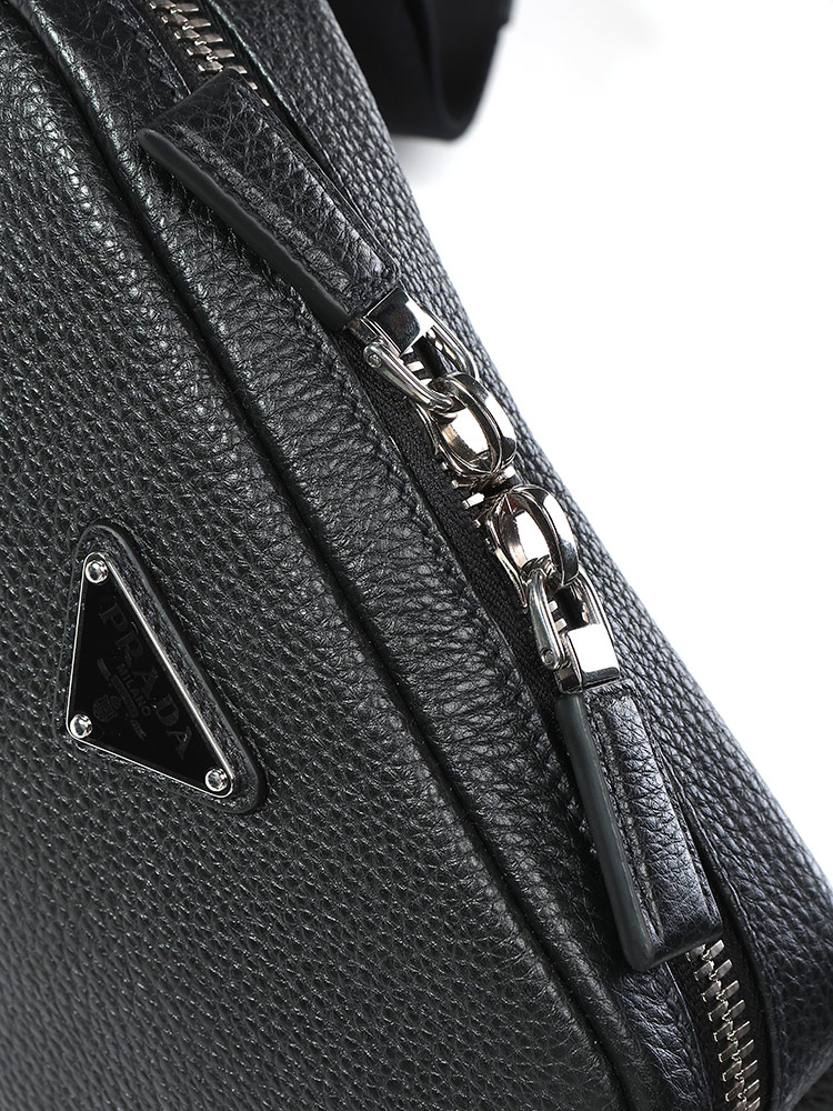 PRADA (プラダ) ヴィッテロダイノレザー ショルダーバッグ