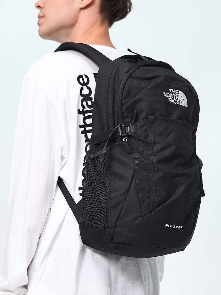 THE NORTH FACE (ザ ノースフェイス) 軽量 ロゴ 背面クッション バック