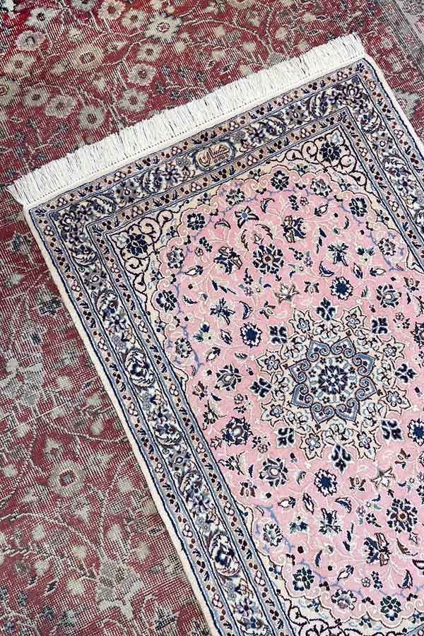 ペルシャ絨毯 ナイン産 ウール 約82cm x 119cm｜SATHI RUGS