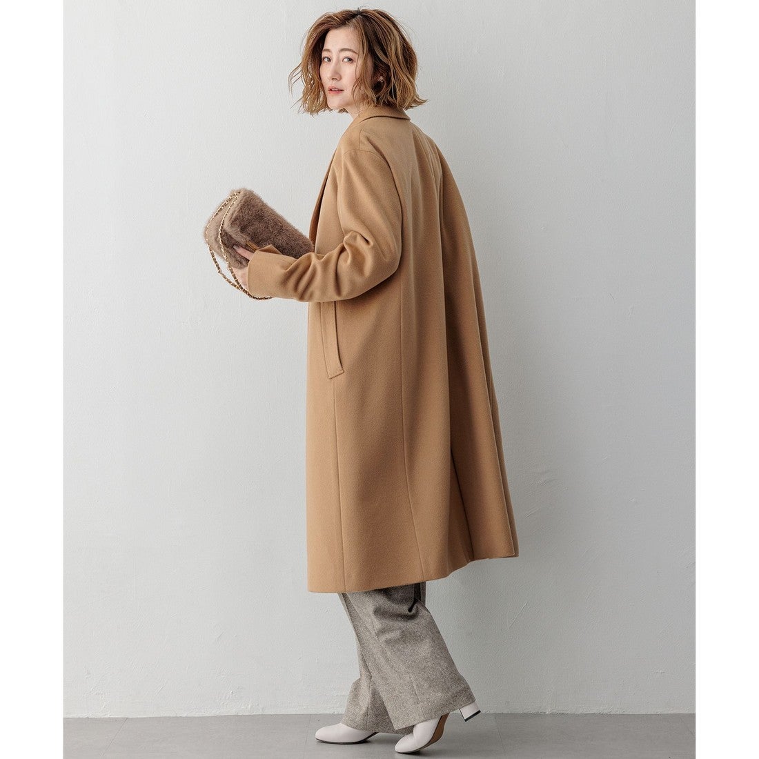 23区 ウールカシミヤビーバー チェスターコート （ベージュ系） -靴