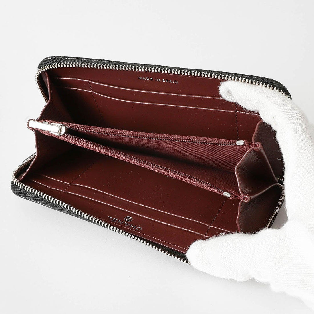 シャネル CHANEL 長財布(ラウンドファスナー) キャビアスキン ロング