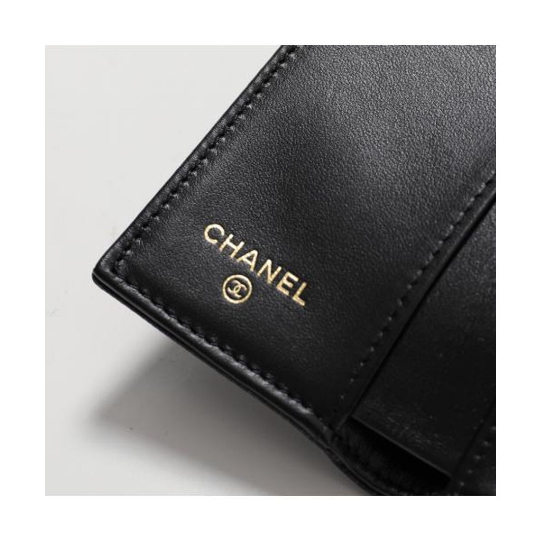 シャネル CHANEL CHANEL 三つ折り財布 AP4655 B20633 ココマーク