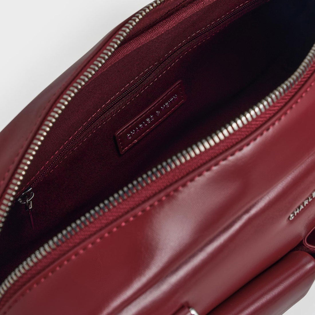 CHARLES & KEITH Rachel レイチェル イロンゲイテッドマルチポケット