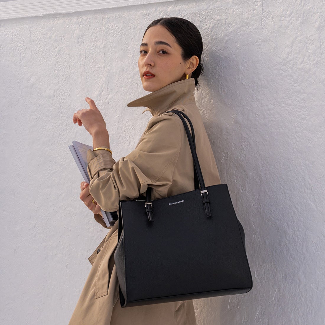 CHARLES & KEITH クラシックダブルハンドル トートバッグ 【再入荷
