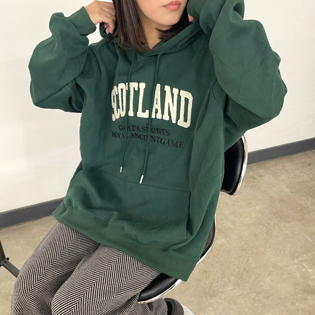 シーアールビー CRB サガラ刺繍ロゴBIGパーカー （ダークグリーン